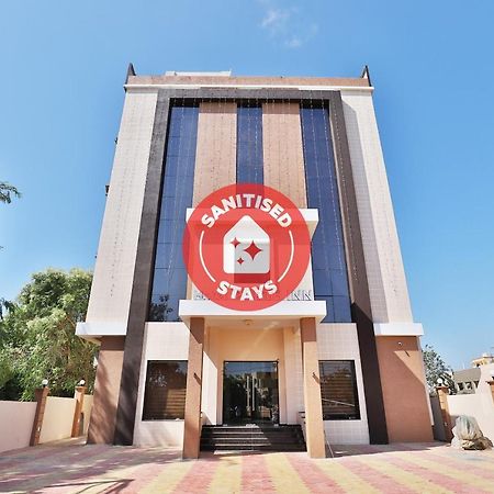 Oyo 23174 Hotel Parth Inn Dwārka Exterior foto